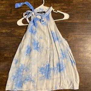 White and blue tie collar tank